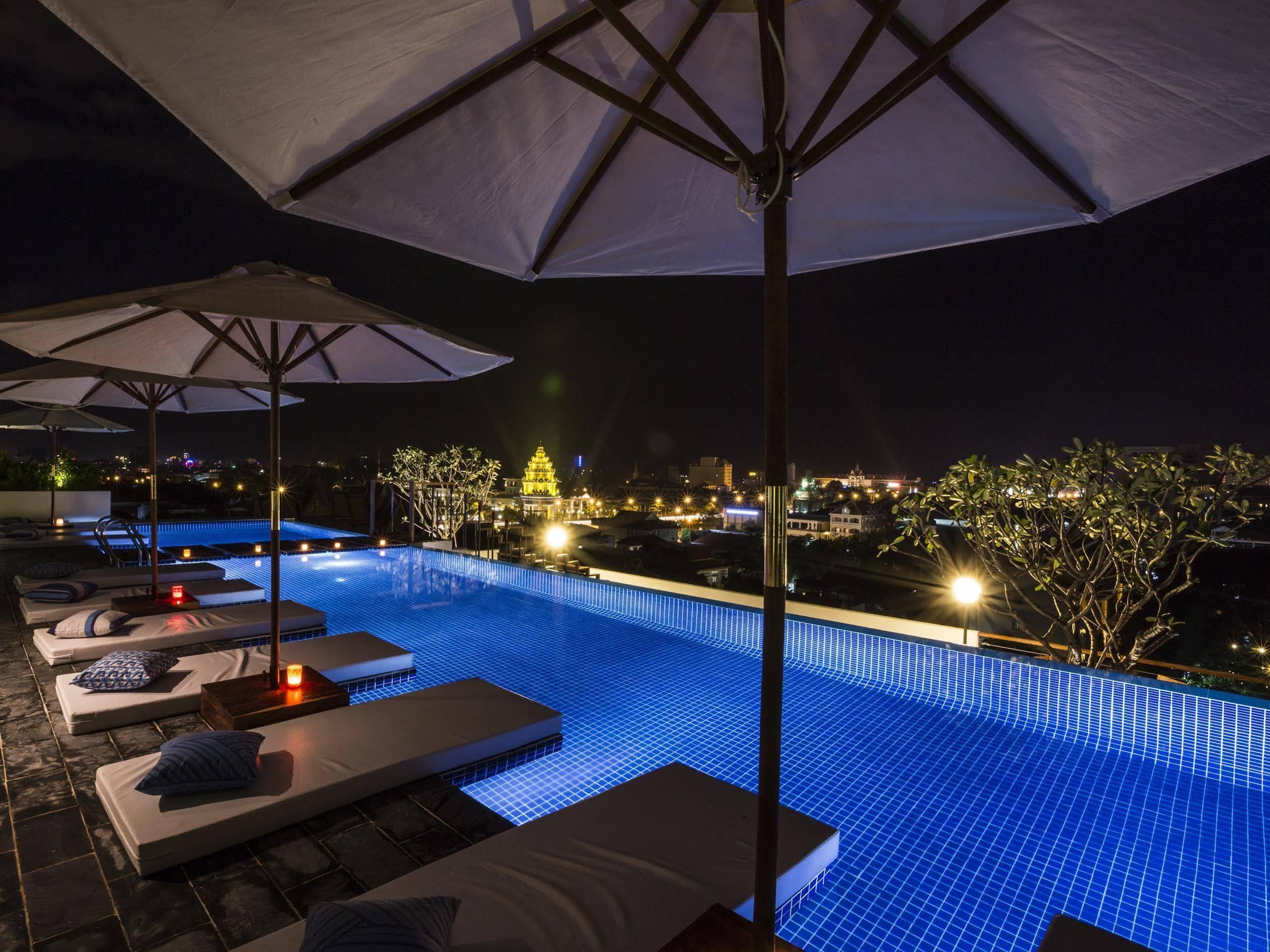 Patio Hotel y Urban Resort Phnom Penh Exterior foto