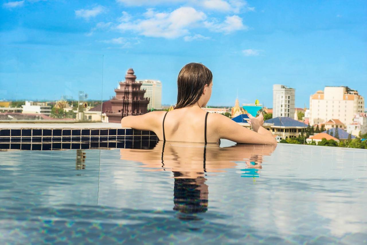 Patio Hotel y Urban Resort Phnom Penh Exterior foto
